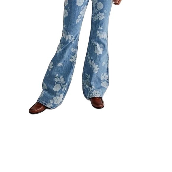 Free People Naomi Printed Flare High Rise Jeans - Picture 5 of 9